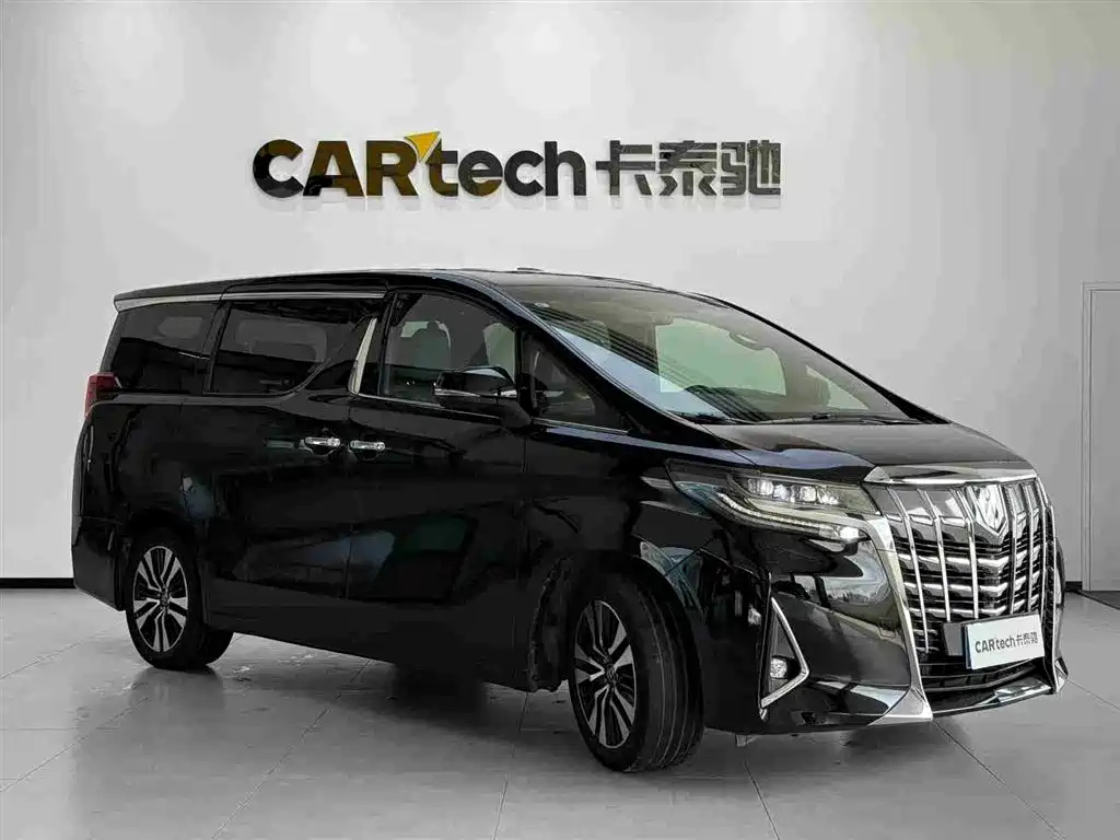 TOYOTA ALPHARD 2018