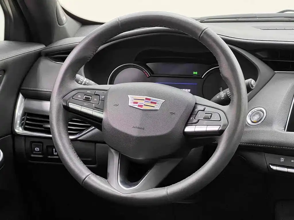 CADILLAC XT4 2021