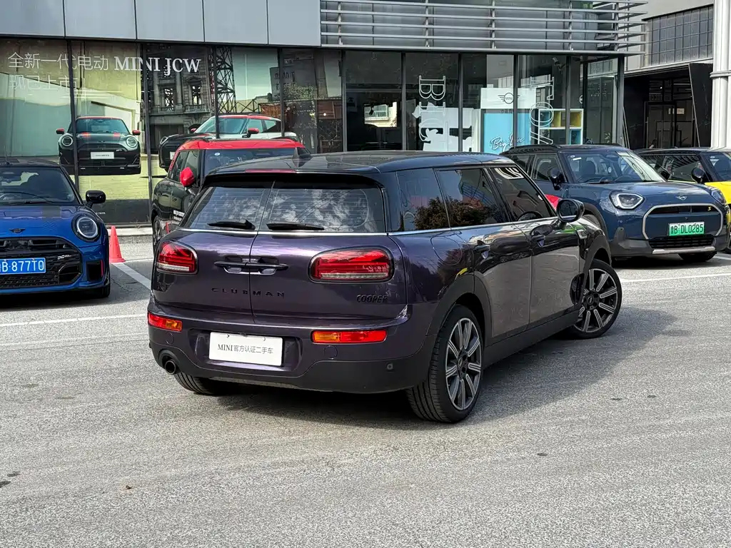 MINI CLUBMAN 2022