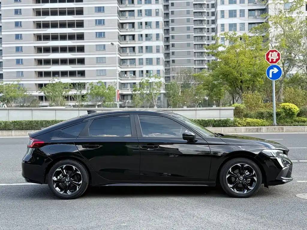 HONDA CIVIC 2023