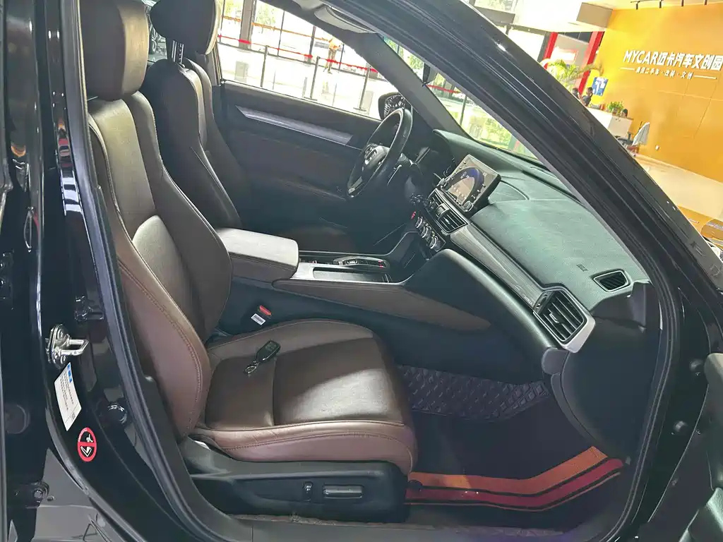 HONDA INSPIRE 2019
