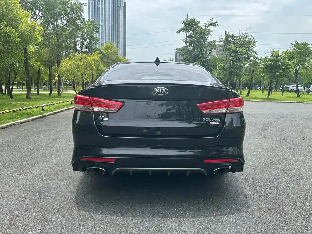 KIA K5 2016