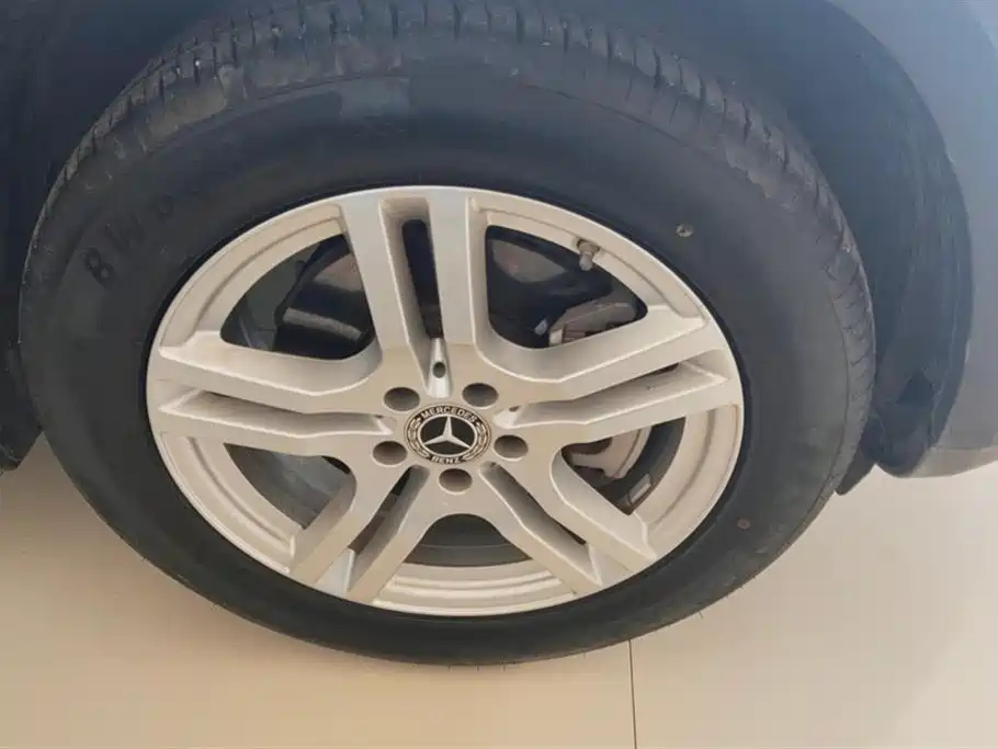 MERCEDES BENZ GLB 2022
