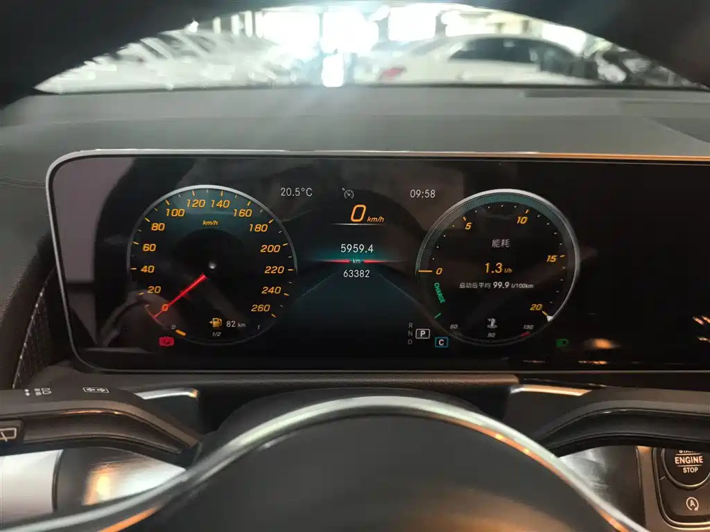 MERCEDES BENZ GLB 2020