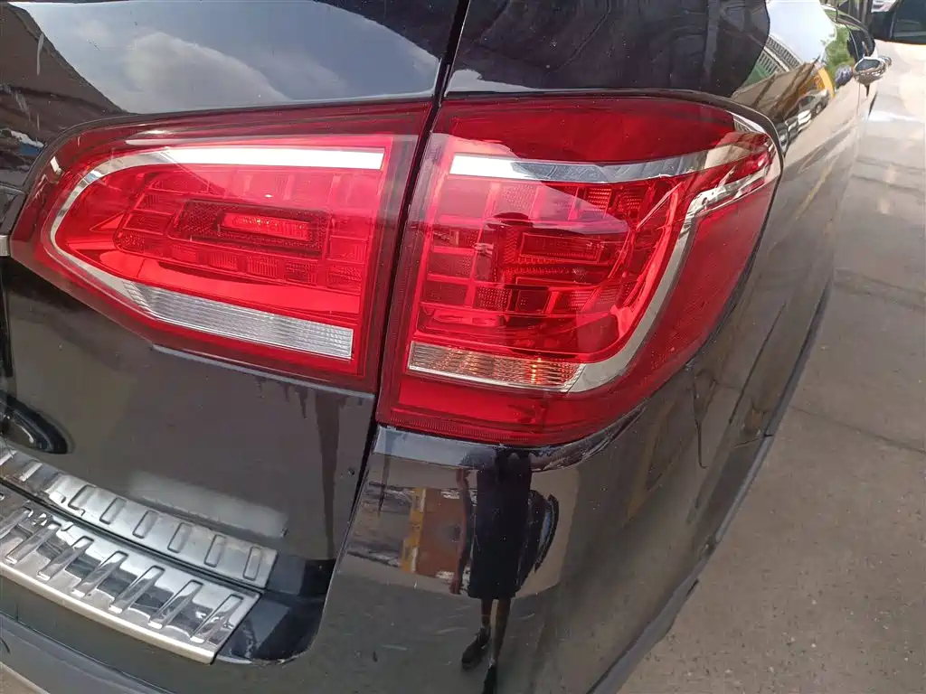 HAVAL H6 2015