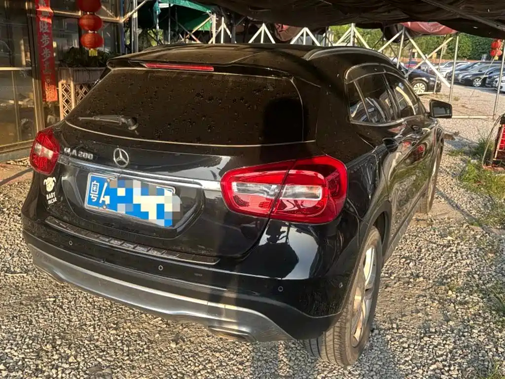 MERCEDES BENZ GLA 2016