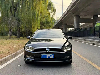 VOLKSWAGEN MAGOTAN 2017