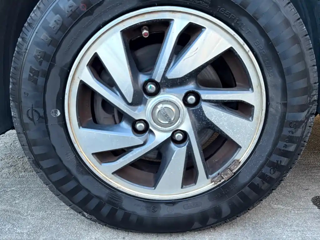 NISSAN NV200 2018