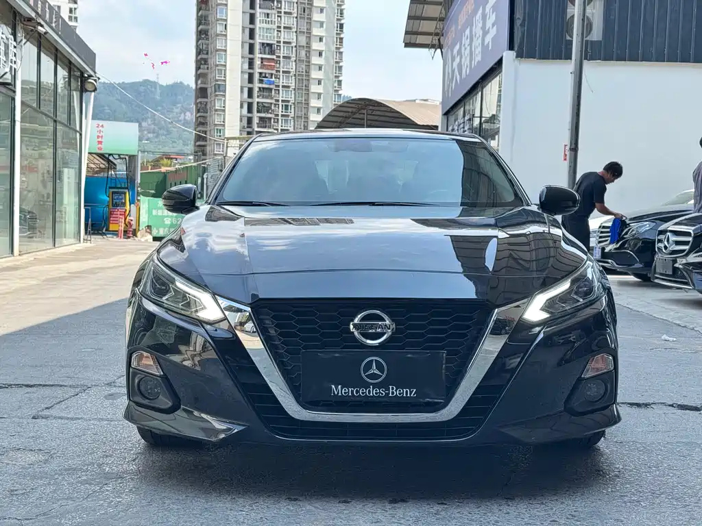 NISSAN TEANA 2021