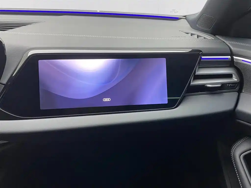 AUDI A5L SPORTBACK 2025