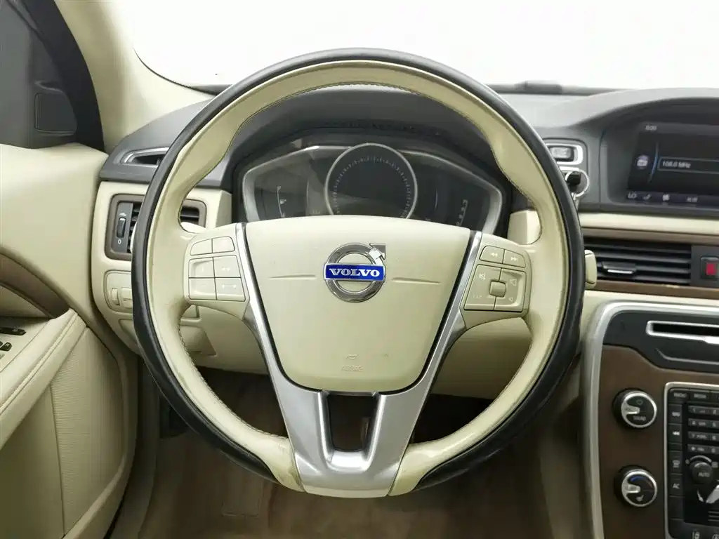 VOLVO S80L 2014