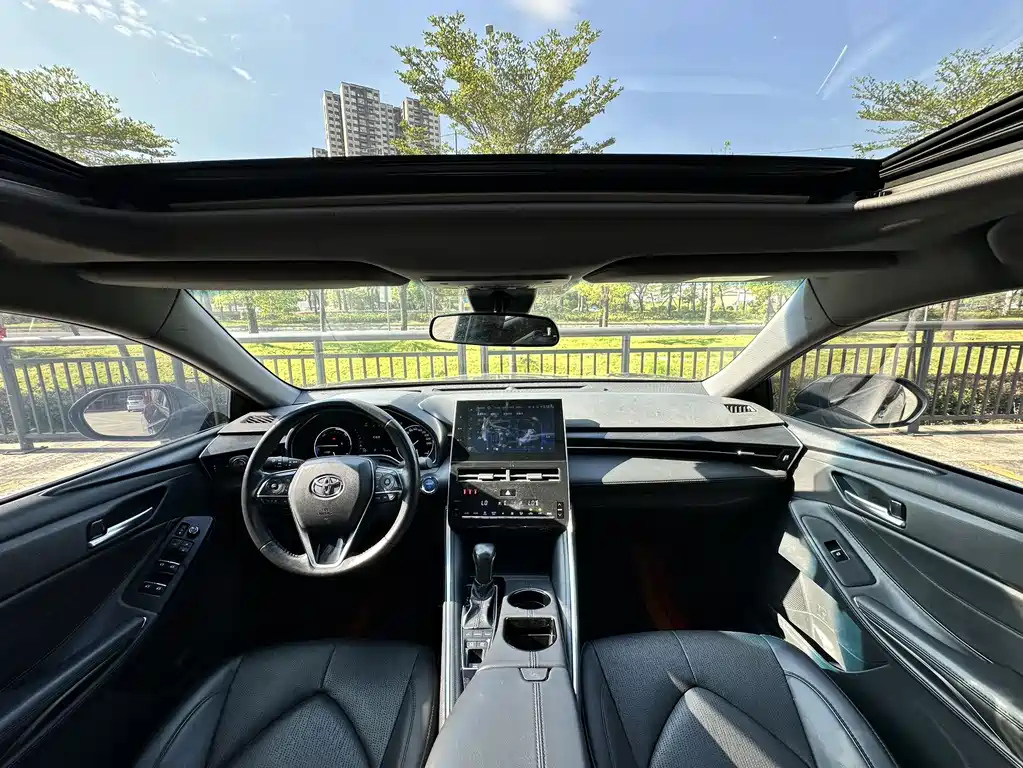 TOYOTA AVALON 2022