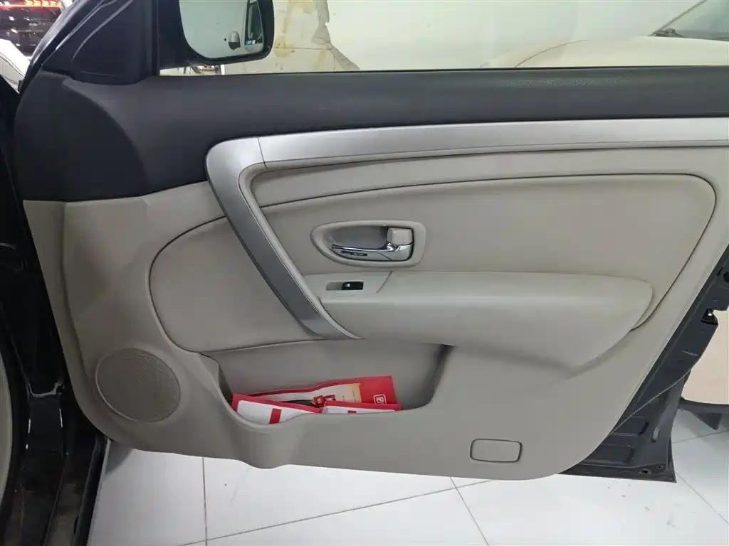 DONGFENG AEOLUS A60 2016