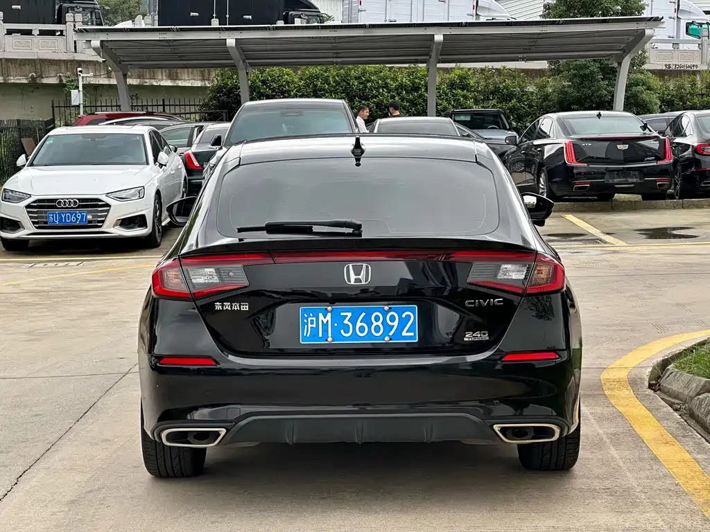 HONDA CIVIC 2024