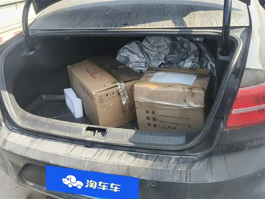 VOLKSWAGEN MAGOTAN 2018