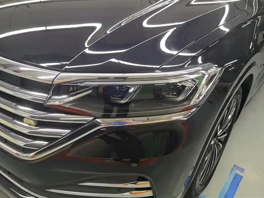 VOLKSWAGEN VILORAN 2022