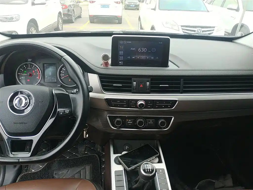 DONGFENG FORTHING SX6 2018