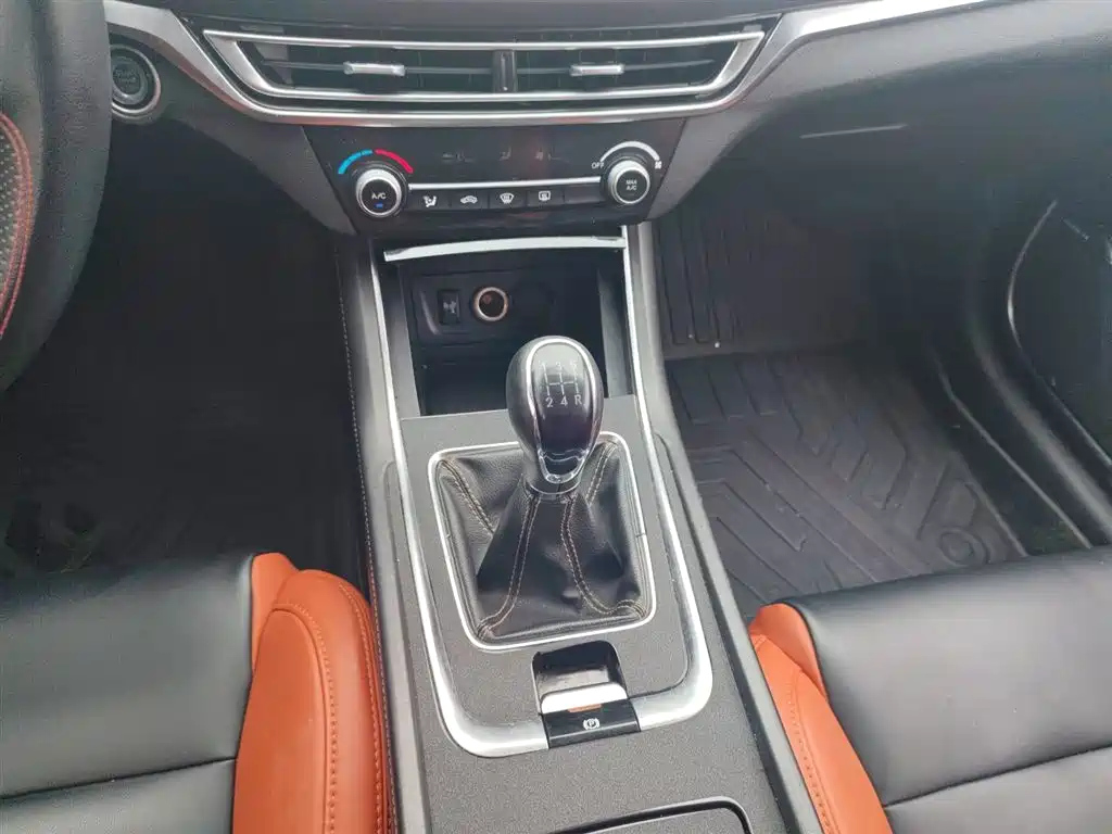 CHANGAN EADO 2018