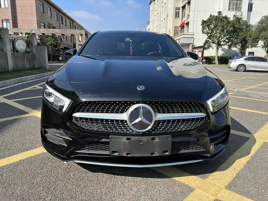 MERCEDES BENZ A-CLASS 2020