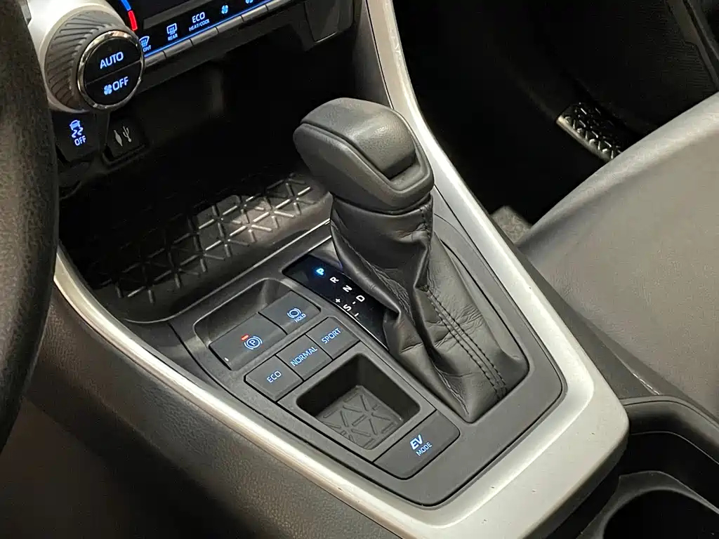 TOYOTA WILDLANDER 2020