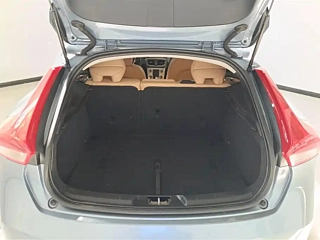 VOLVO V40  2019 YEAR T3  ELEGANT EDITION 2019
