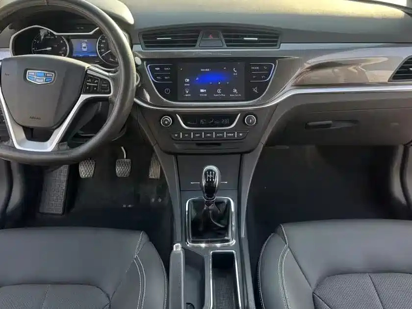 GEELY AUTO EMGRAND 2017