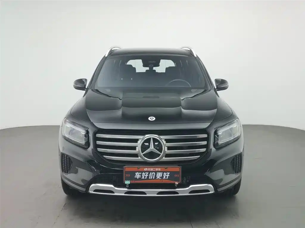 MERCEDES BENZ GLB 2024