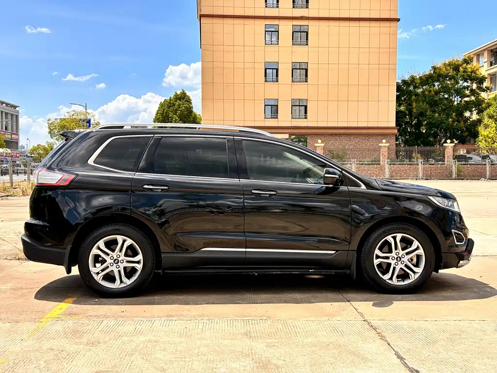 FORD EDGE 2018