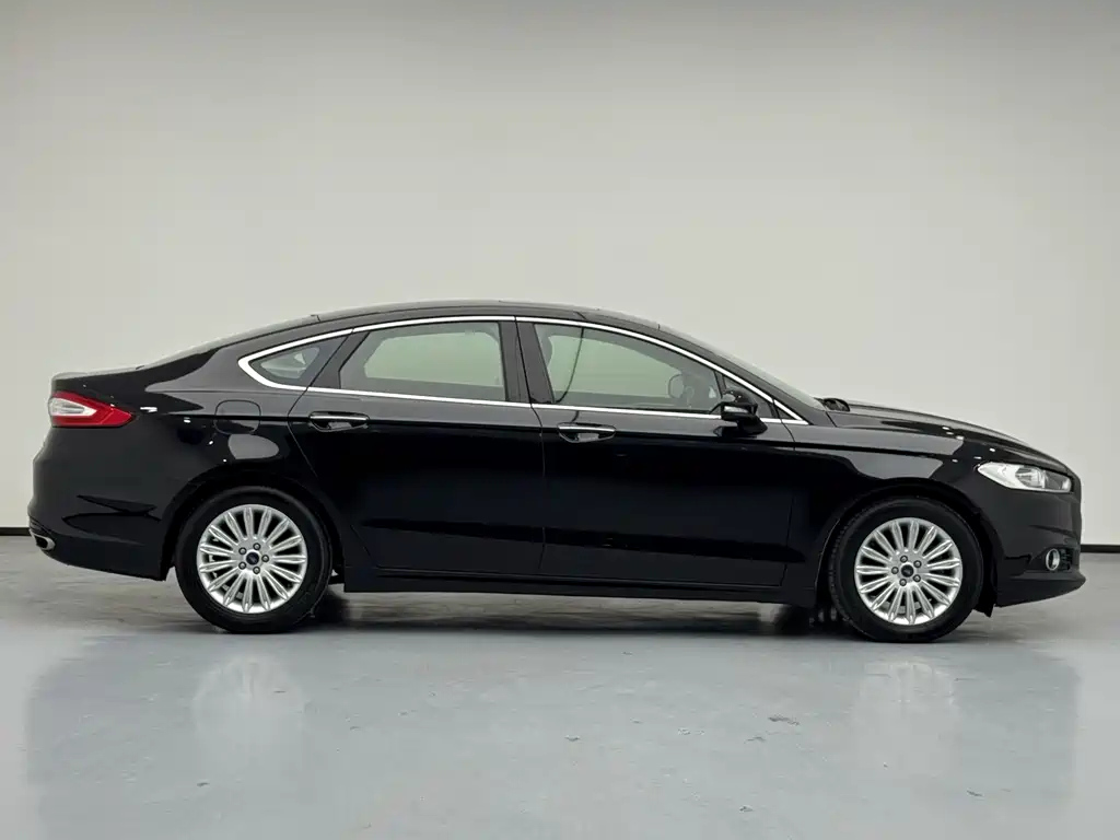 FORD MONDEO 2014
