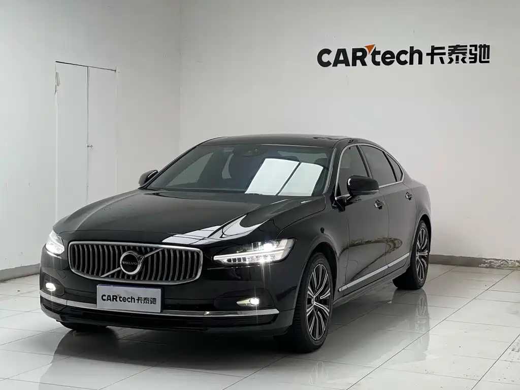 VOLVO S90 2021