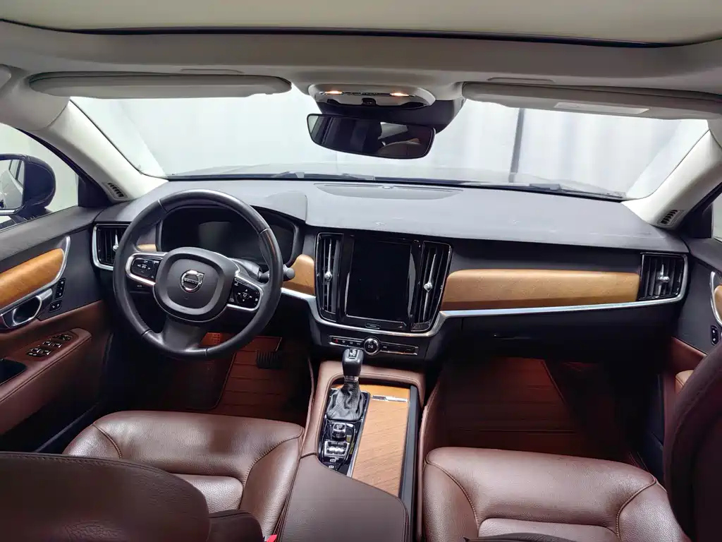 VOLVO S90 2020