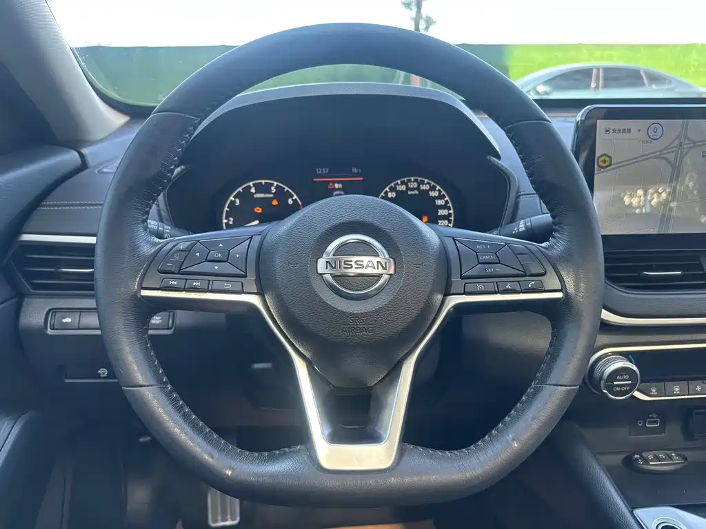 NISSAN TEANA 2019