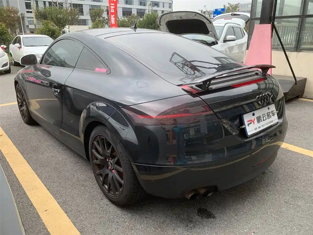 AUDI TT 2010