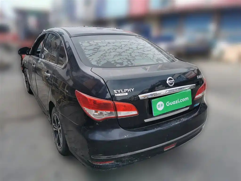 NISSAN SYLPHY 2012