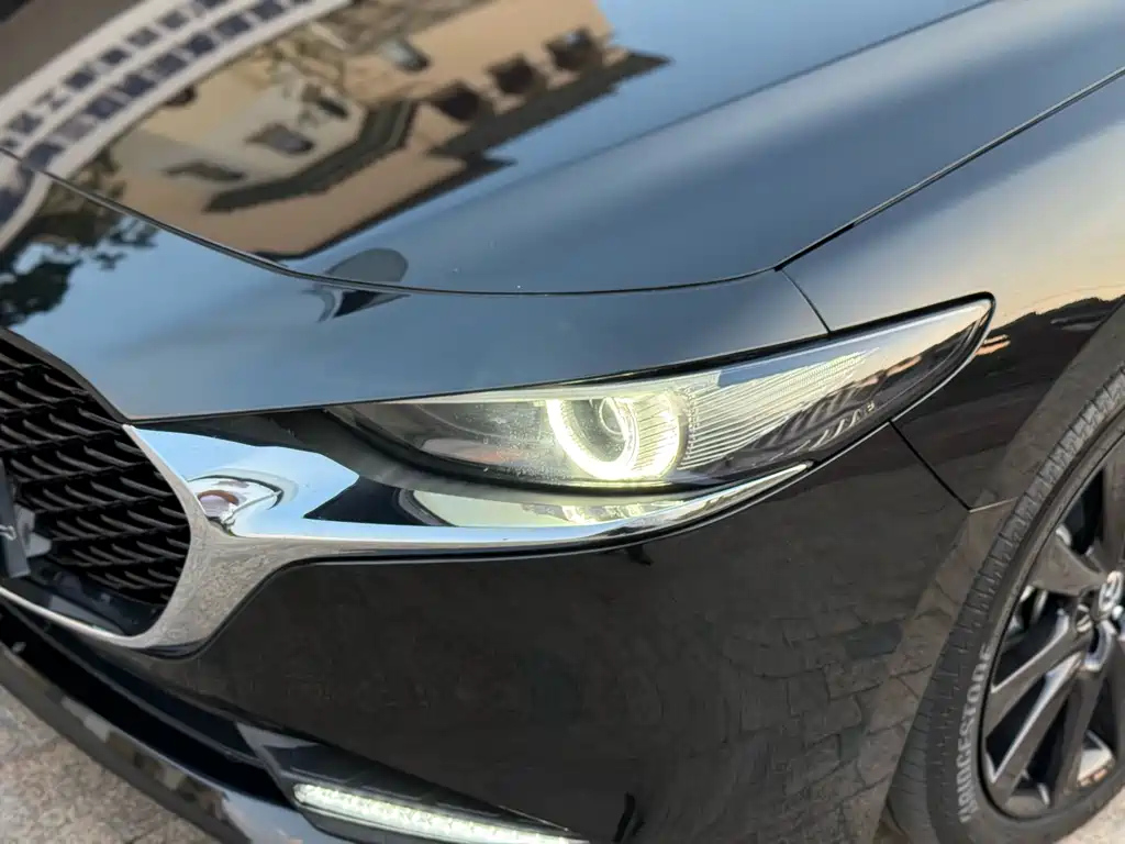 MAZDA 3 AXELA 2023