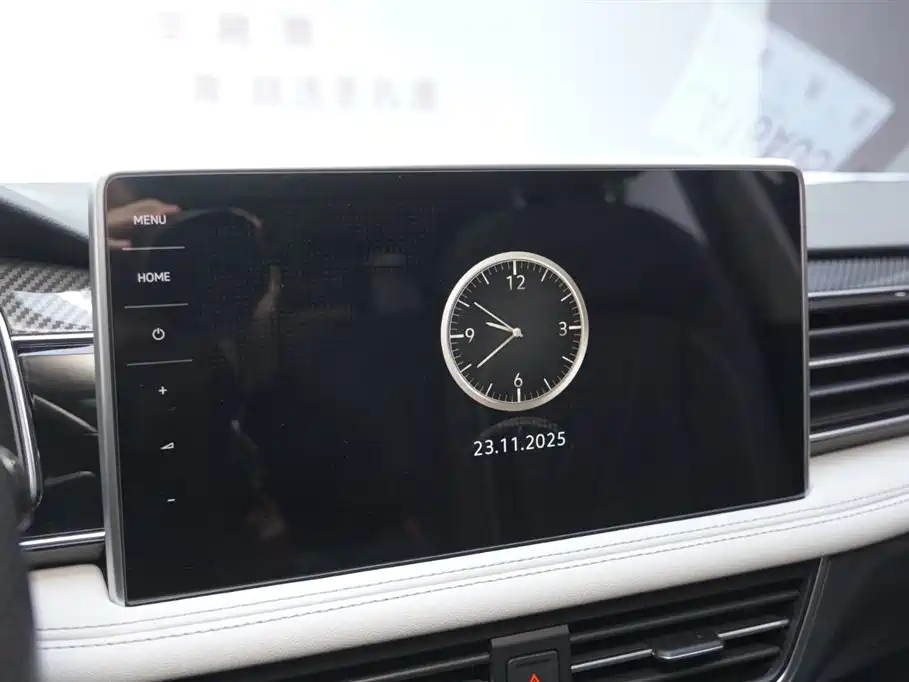 VOLKSWAGEN TIGUAN L 2022