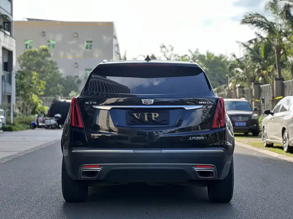 CADILLAC XT5 2020