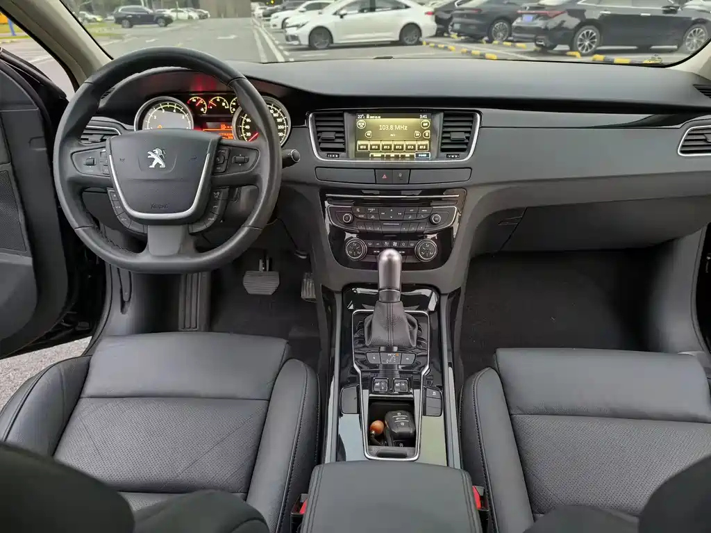 PEUGEOT 508 2016