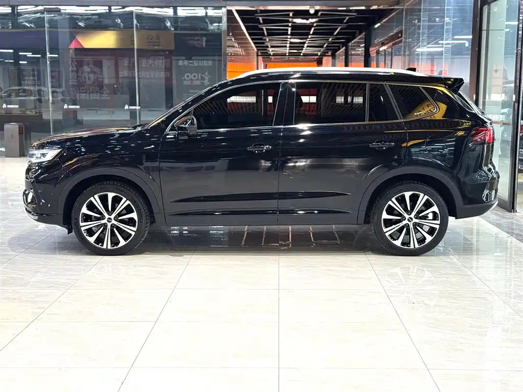 ROEWE RX5 MAX 2021