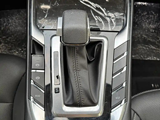ZOTYE T500  2018 YEAR 1.5T AUTOMATIC EXCLUSIVE 2018