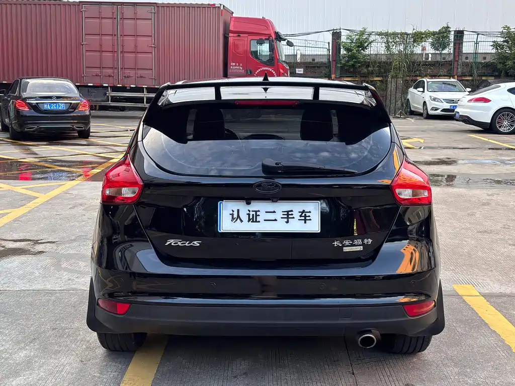 FORD FOCUS 2017