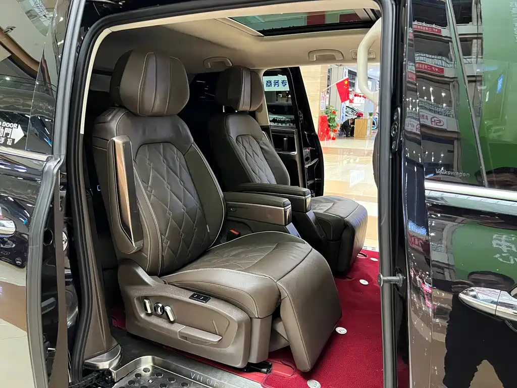 VOLKSWAGEN VILORAN 2020