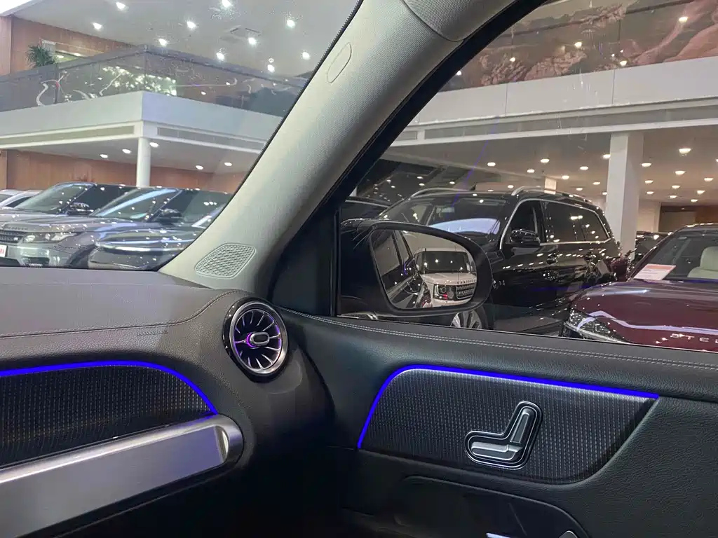 MERCEDES BENZ GLB 2020
