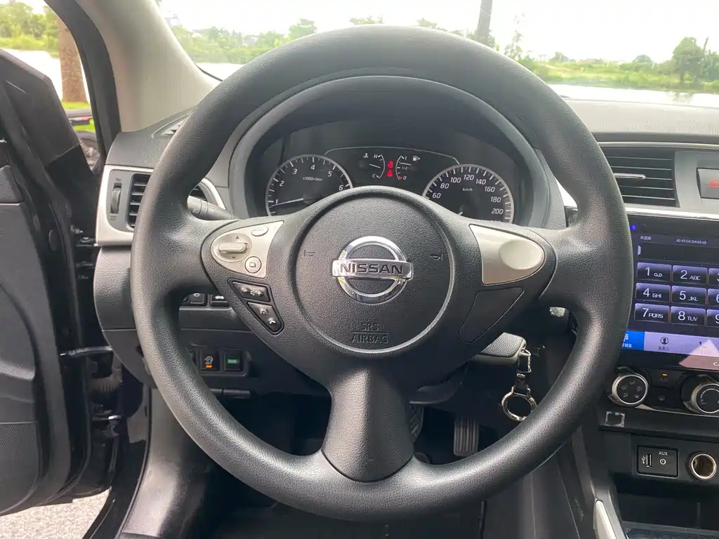 NISSAN SYLPHY 2021