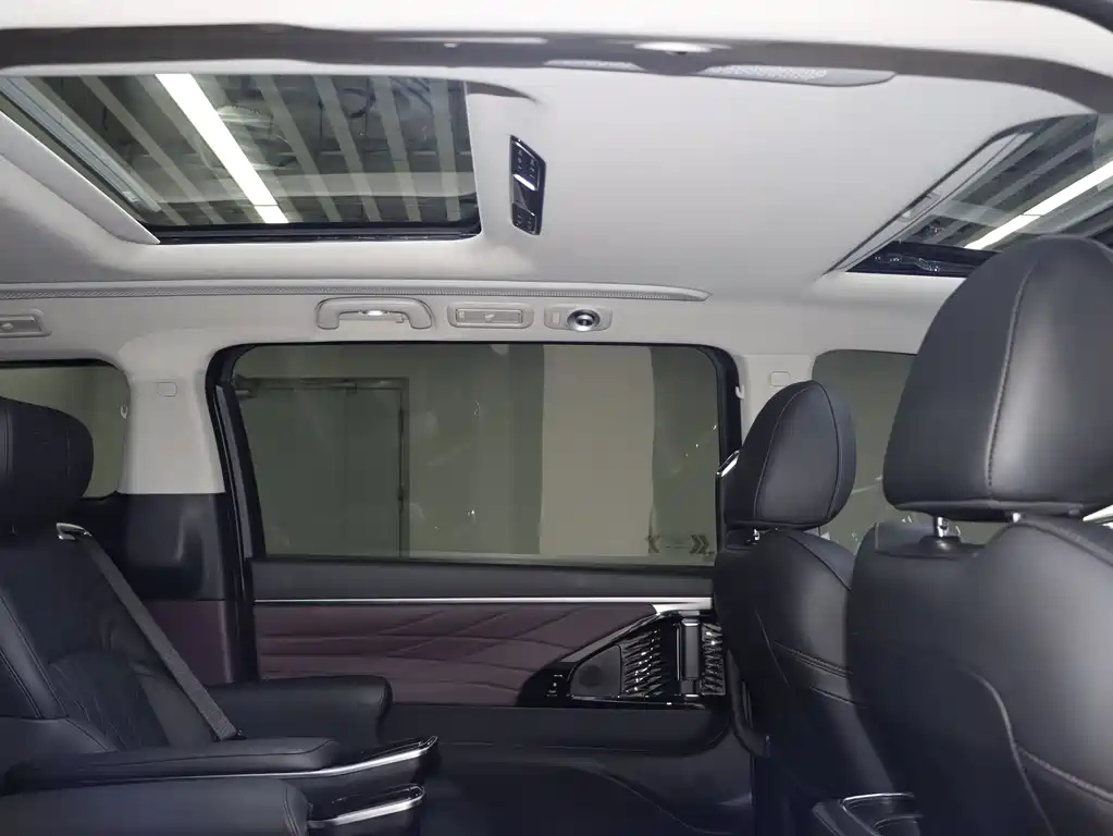 TRUMPCHI M8 2023