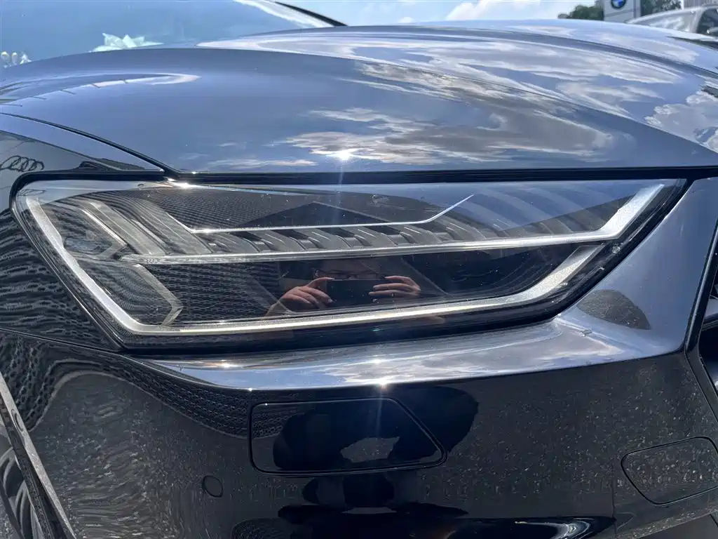 AUDI A7 2023