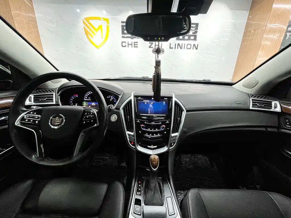 CADILLAC SRX 2015