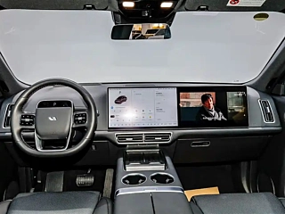 LI AUTO L8  2024 YEAR ULTRA 2024
