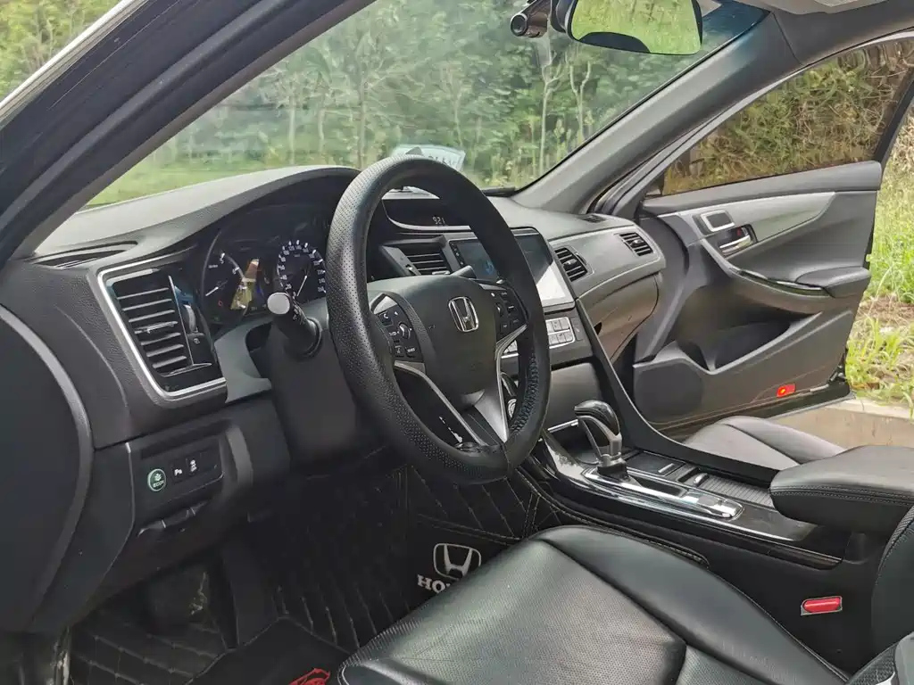 HONDA SI PLATINUM 2015