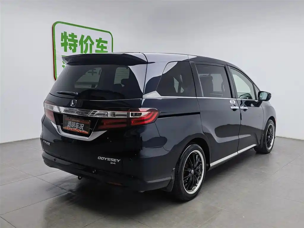 HONDA ODYSSEY 2015